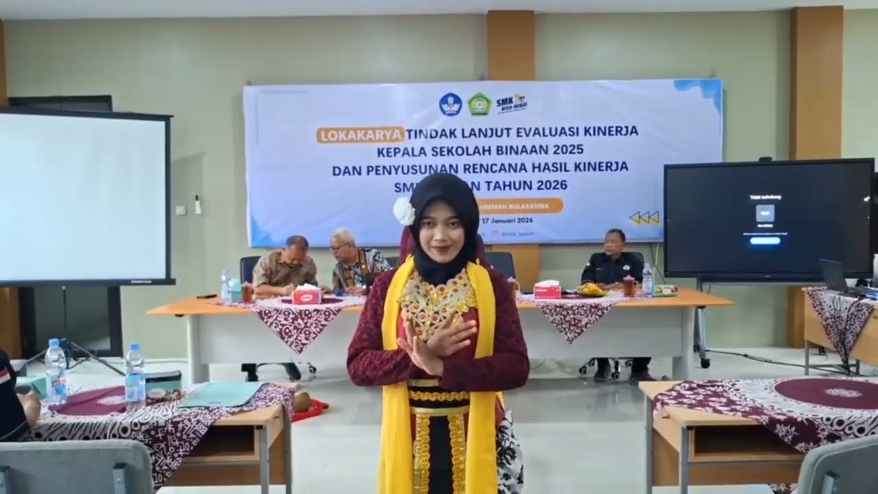 Tari Kidung Pananjung (Group) | SMK Syafa'atul Ummah Bulakamba