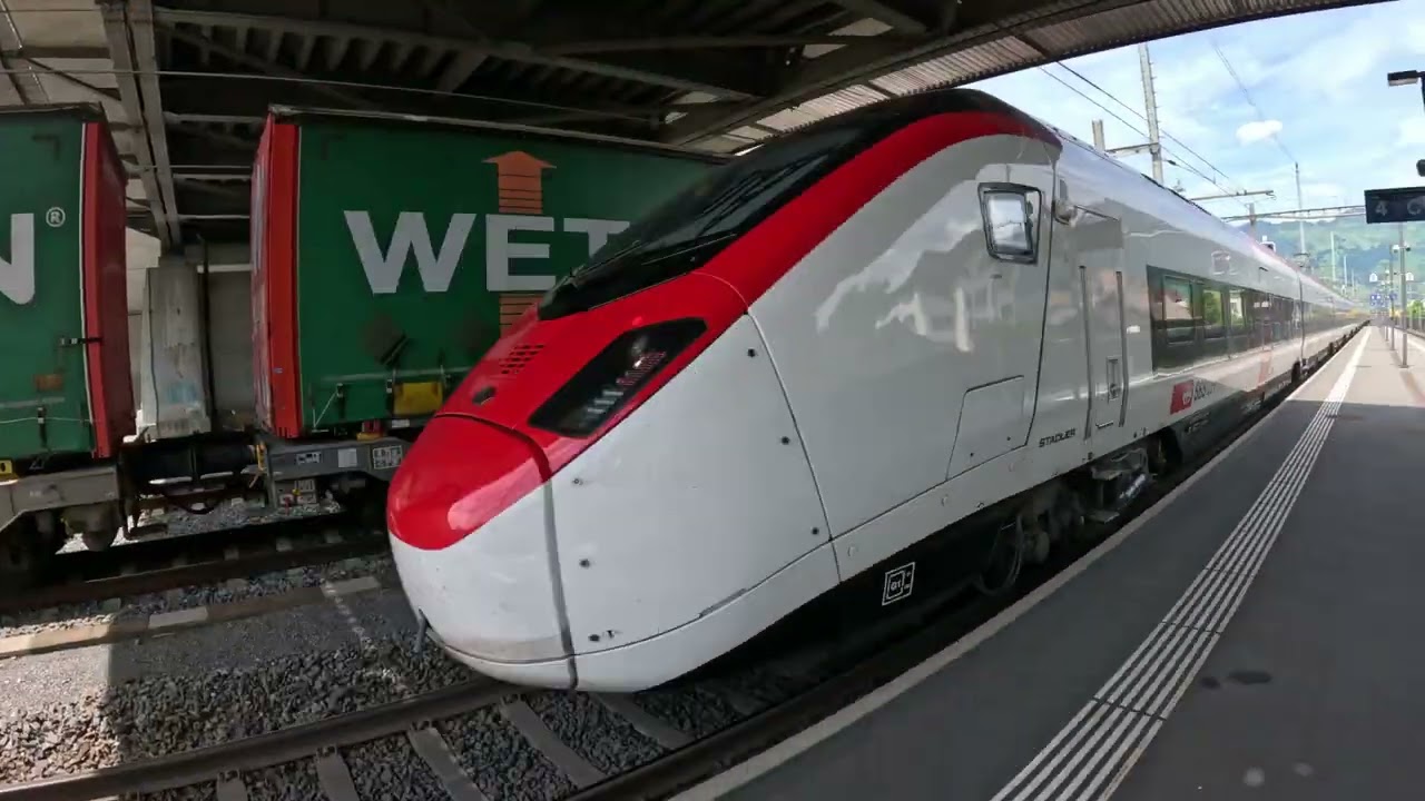 Bahnverkehr im Bahnhof Brunnen | Extrazüge/Zusatzzüge ins Tessin | Güter-und Personenverkehr