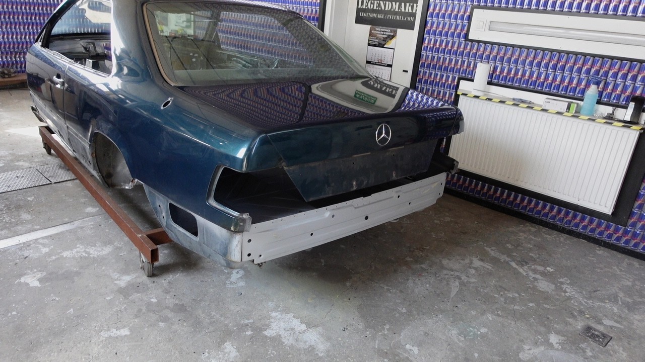 W124 coupe wraca, tniemy dalej :)