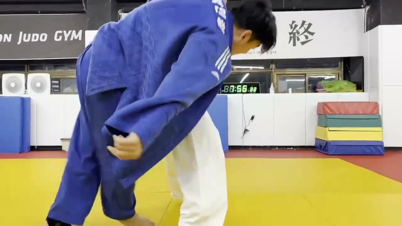 유도가알고싶다. 외깃업어치기(2)