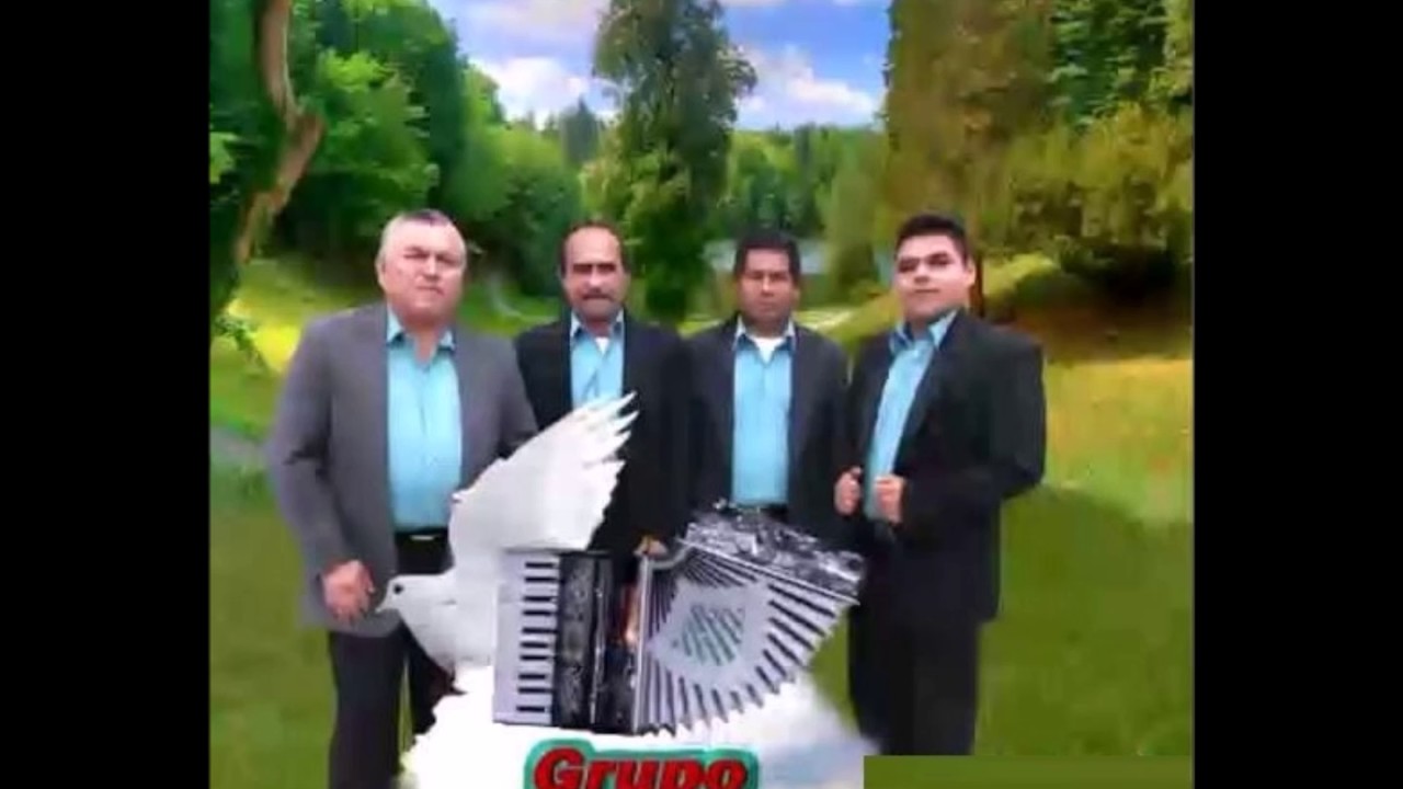 Bajo la sombra de pedro- Henry y su grupo Salvacion y Vida Nueva