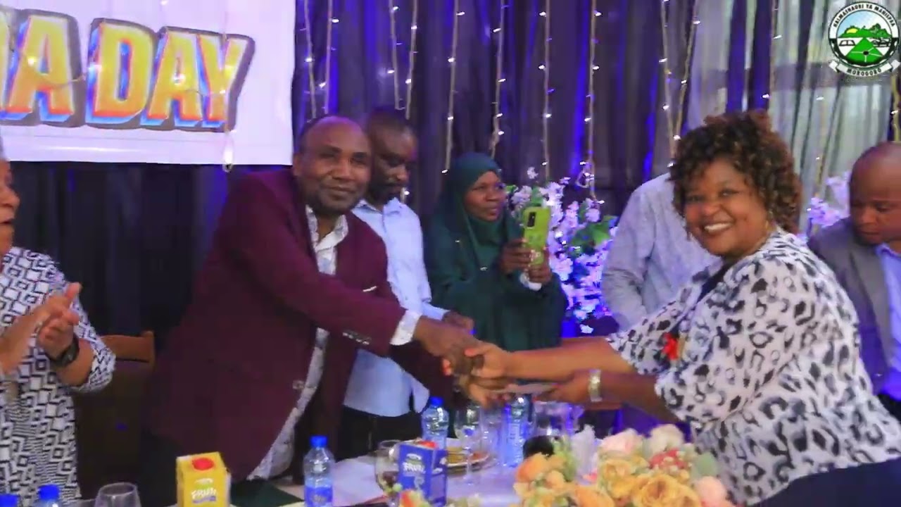 WALIMU SHULE YA SEKONDARI MJI MPYA MANISPAA YA MOROGORO WAPEWA ZAWADI ZA MOTISHA KUONGEZA UFAULU