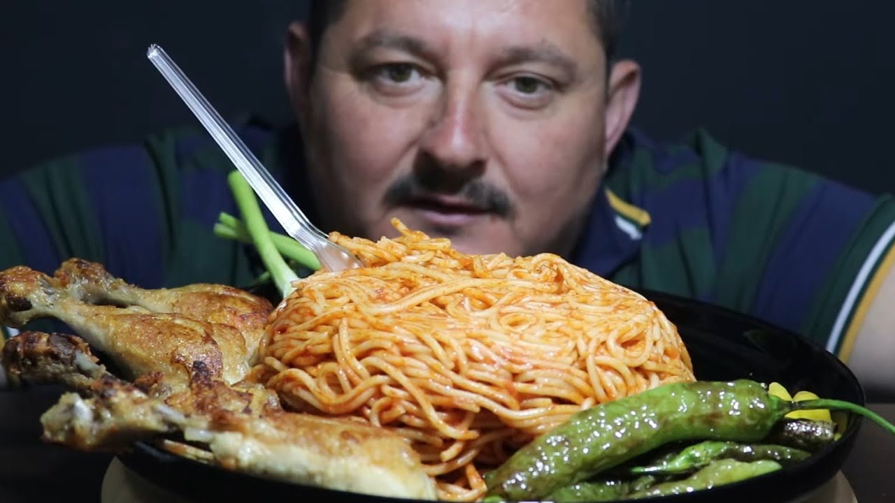 ASMR TURKISH  Spaghetti chicken thigh great food sounds tavuk but acı biber kızartma ASMR