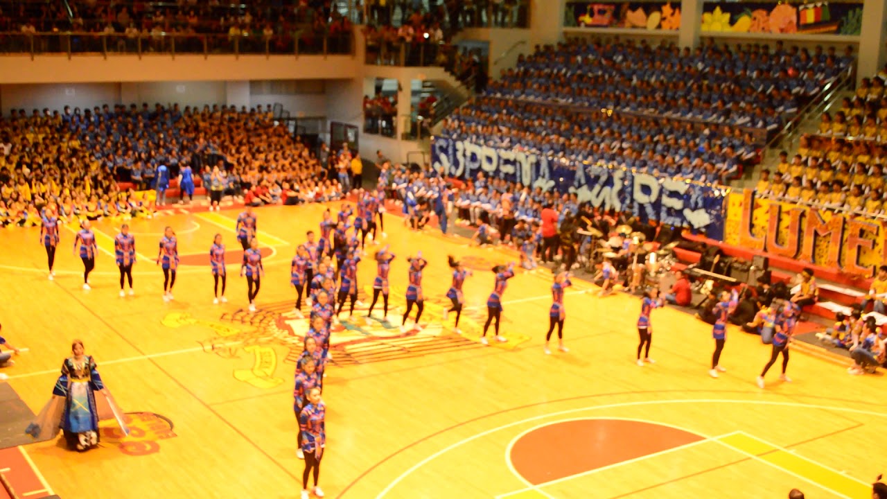 Suprema Azurea cheerdancers + squad