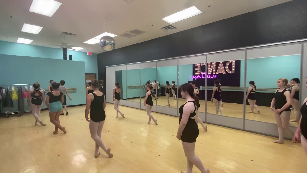 Mon 12+ Ballet - Nuvole Bianche