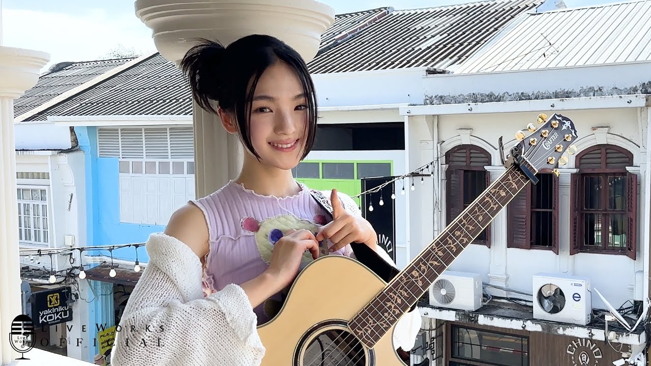 규빈(GYUBIN) – Really Like You Guitar Live Clip in Phuket #2