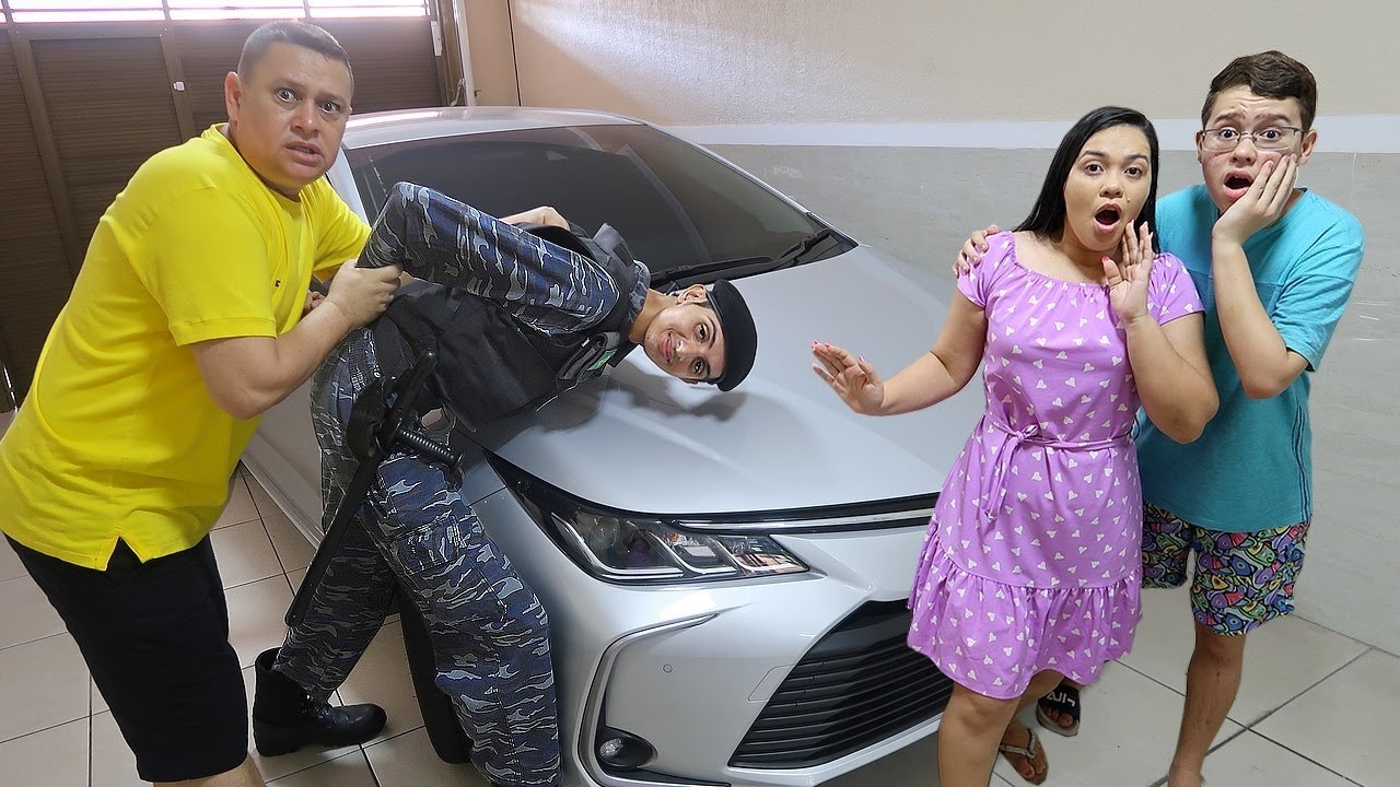 O FALSO SEGURANÇA TENTOU PEGAR NOSSO CARRO - E EU GRAVEI TUDO 😱😱😱 Izia e Nildo Barroso