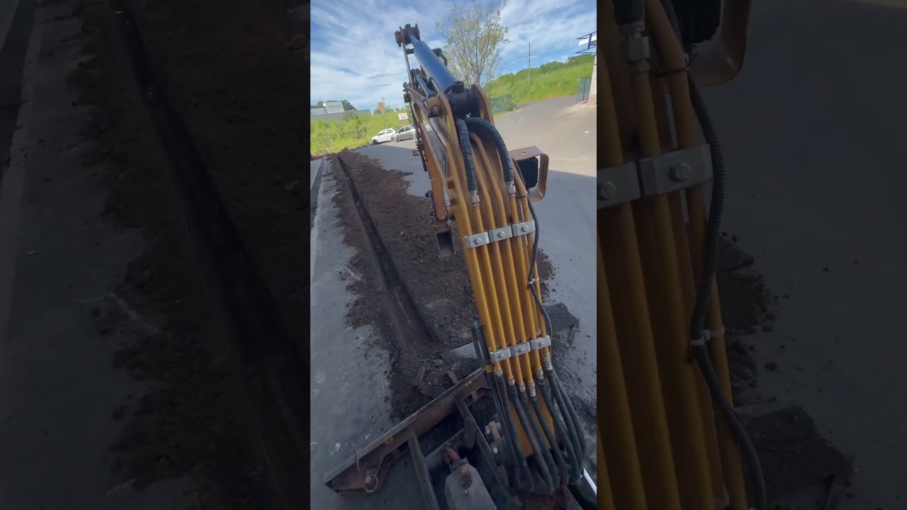 Mini escavadeira Sany sy16 #escavadeira #miniescavadeira #constru&ccedil;&atilde;o #obra