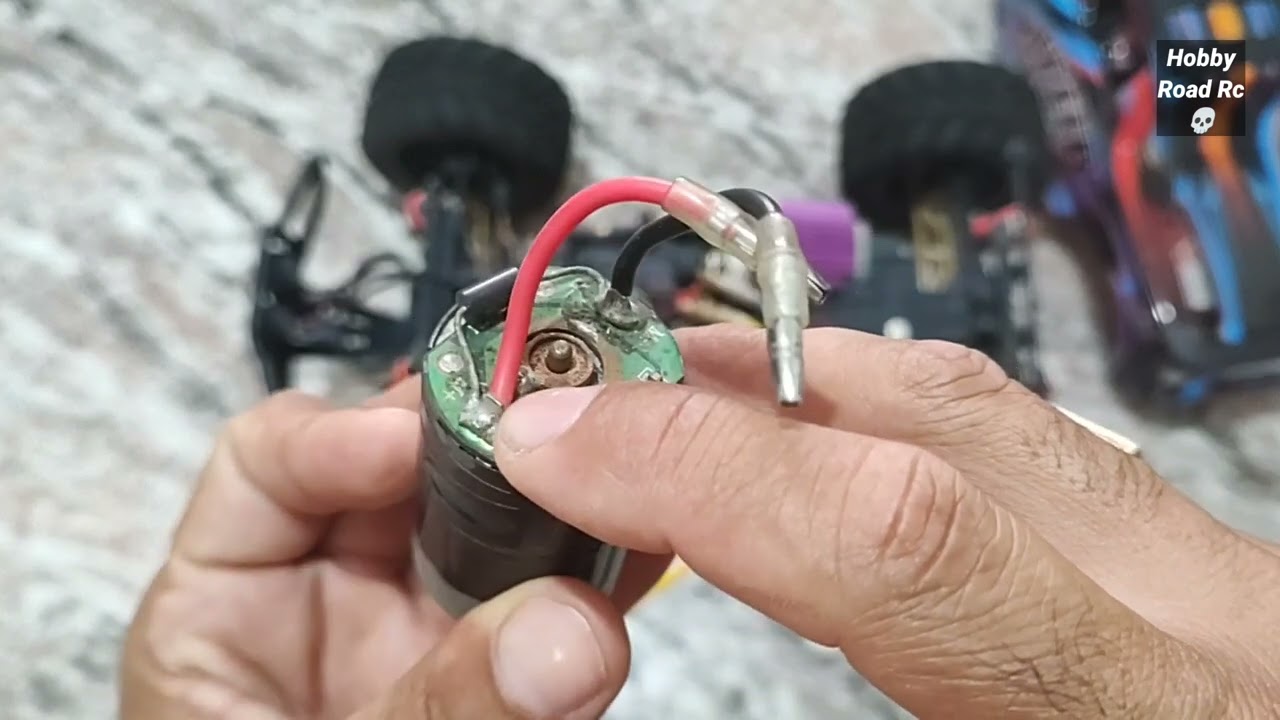 Como deixar Carrinho de controle remoto RC car , totalmente a prova d&aacute;gua! Parte 01.