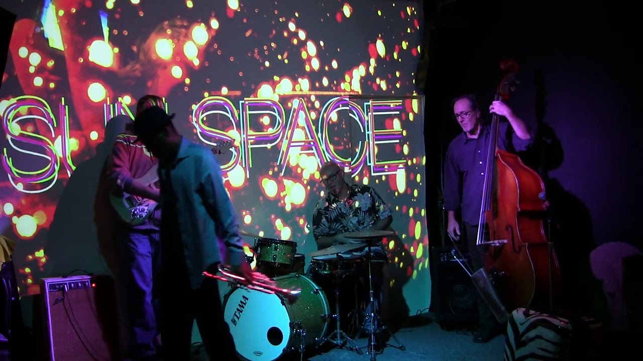 Dave Williams - Divination at Sun Space 2018-11-10 Sun Space, Sunland (cv)