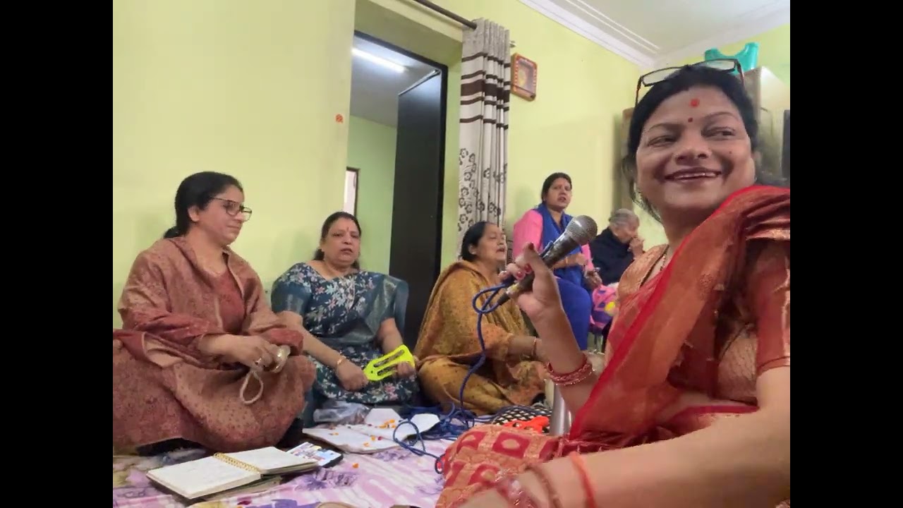 #Krishna Bhajan#Pari Karma lagao#Govardhan Ke#Bahut Hi Pyara Bhajan#