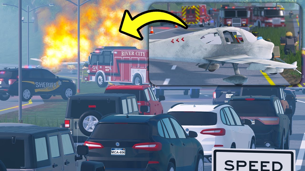 Plane CRASH LANDS on a highway - Sheriffs Initiate Traffic Break!