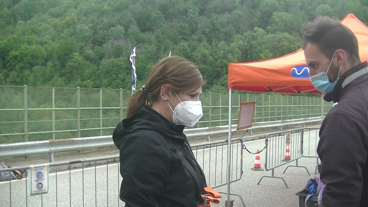 Bungee Jumping numero 5