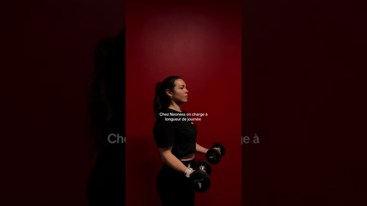 Toi aussi tu charges ? 🏋️&zwj;♀️ #neoness #humour #charger #fitness