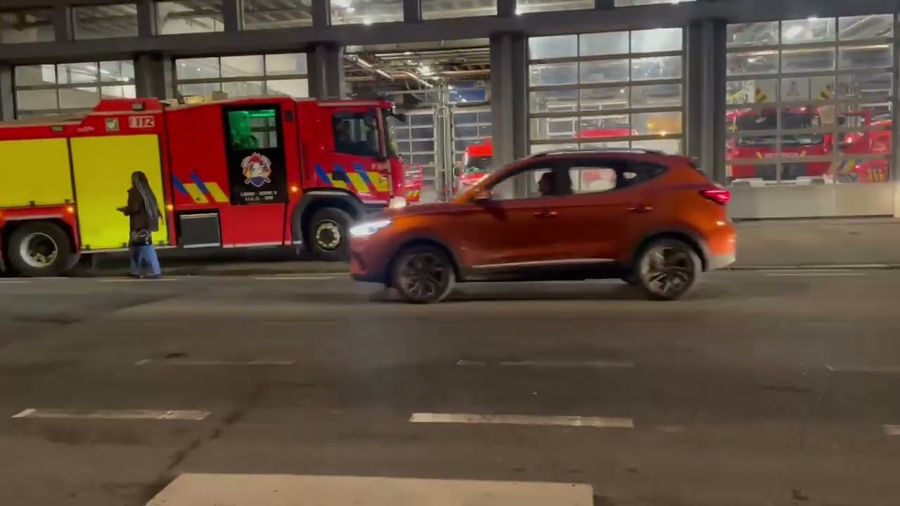 Pompiers de Liège IILE : Autopompe P208.