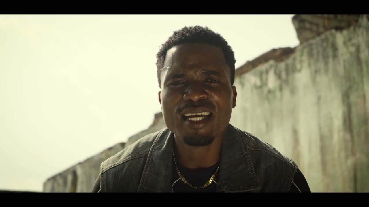 Sosie de Niska _-_ Orphelin clip officiel