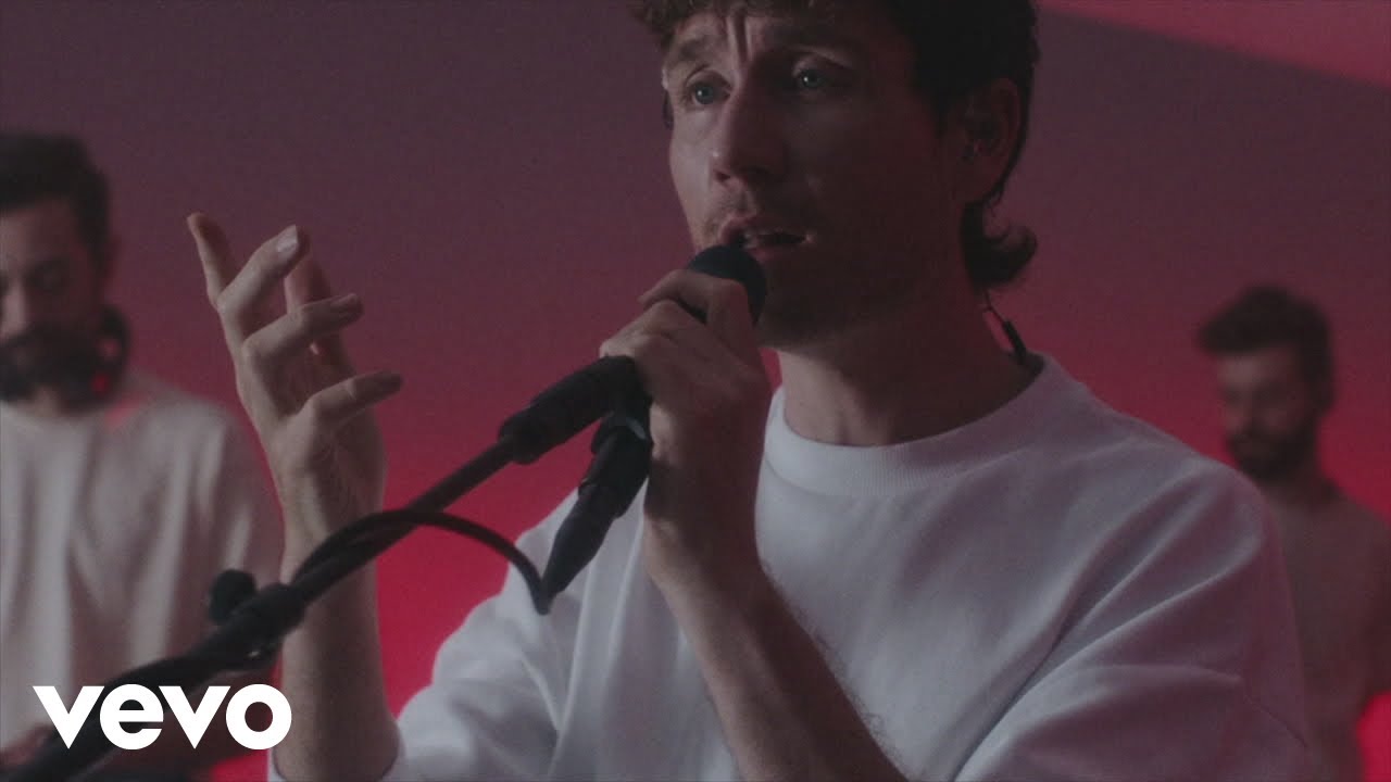Bastille - Distorted Light Beam (Live on Good Morning America)