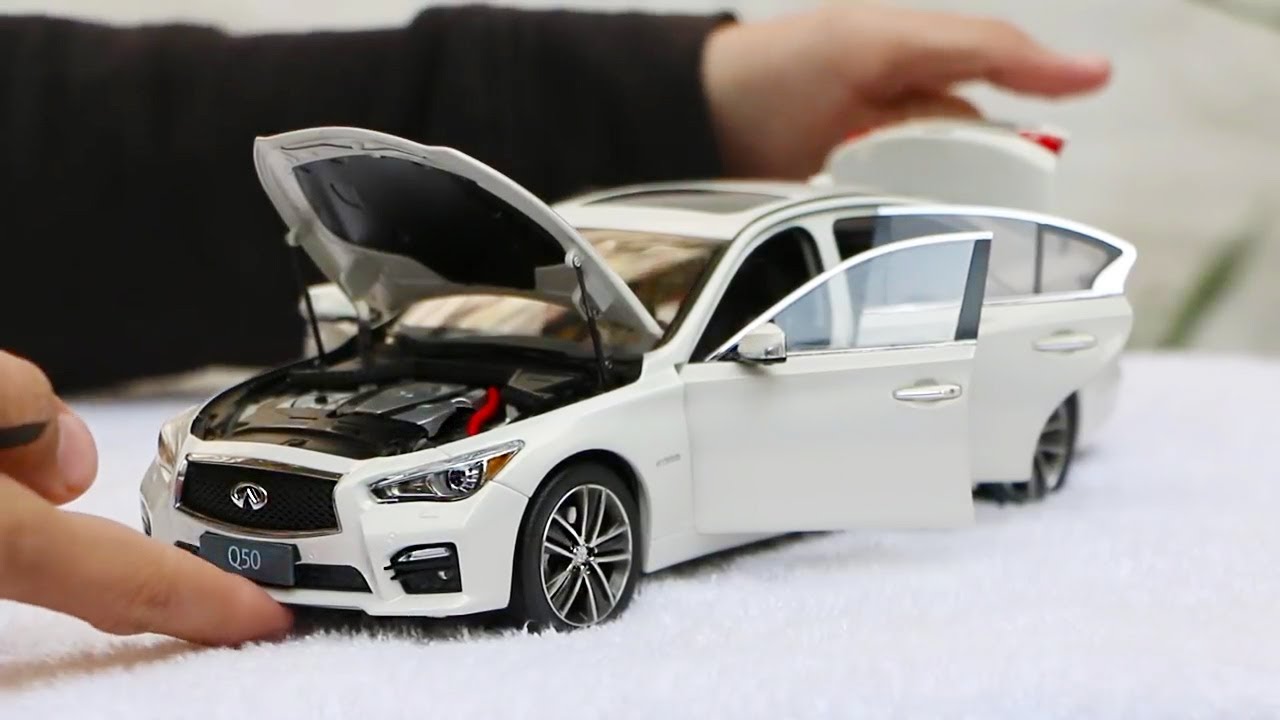Unboxing of Infiniti Q50 2014 1:18 Scale Diecast Models - Adult Hobbies
