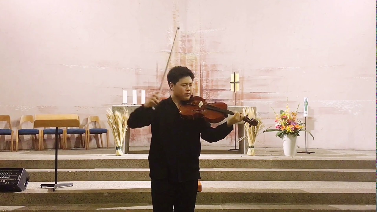 J.S.Bach - Cello Suite No.4 III.Courante by Eric Seohyun Moon 문서현 비올라