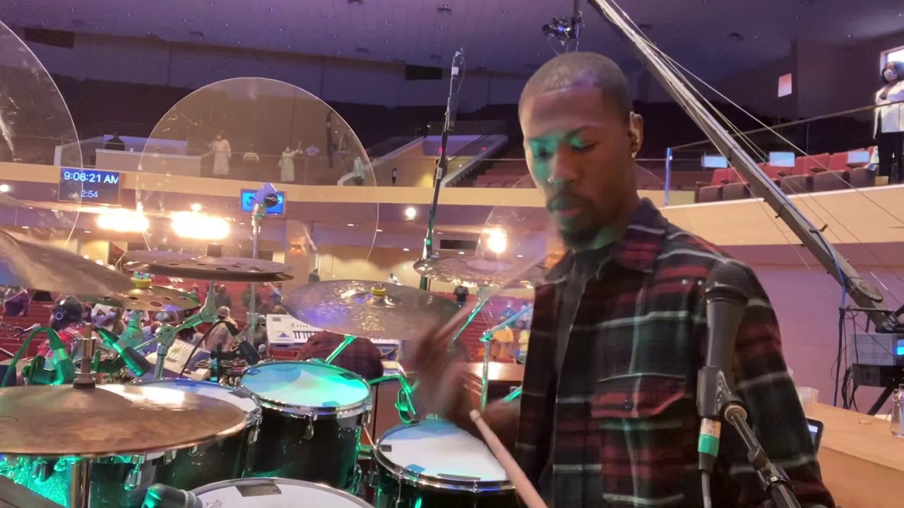 Ashton Smith Playing @ NLC
