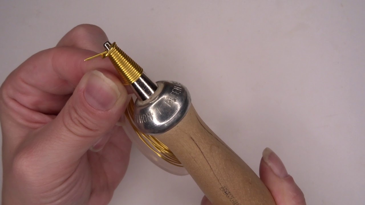 JewelleryMaker | Making a Connector with Wire with Katie Reid