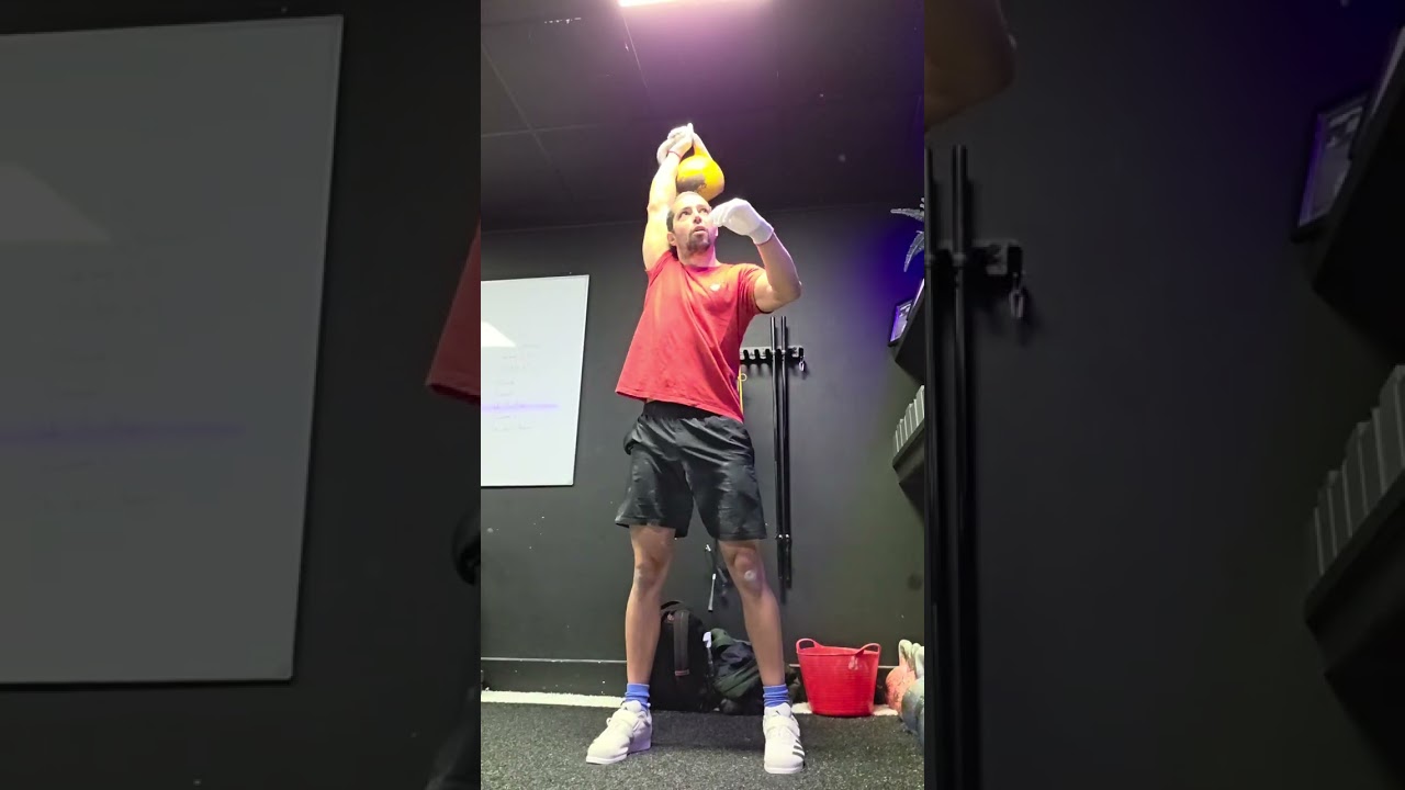 5-min Glove Snatch: 16kg Kettlebell; 93 Reps (Right Hand)