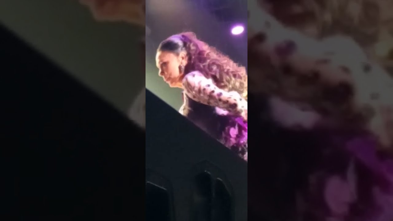 Isabel Pantoja en el Luna Park - Abrázame muy fuerte