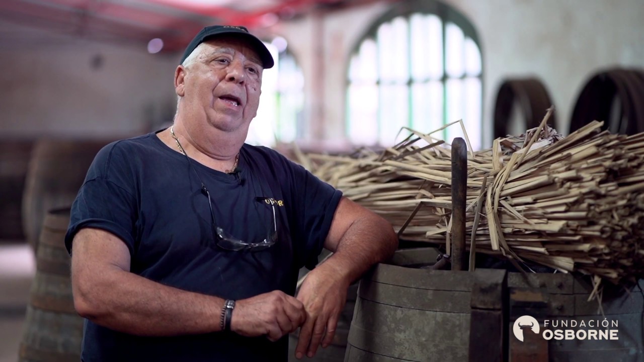 Pedro Alconchel: Tonelero Bodegas Osborne