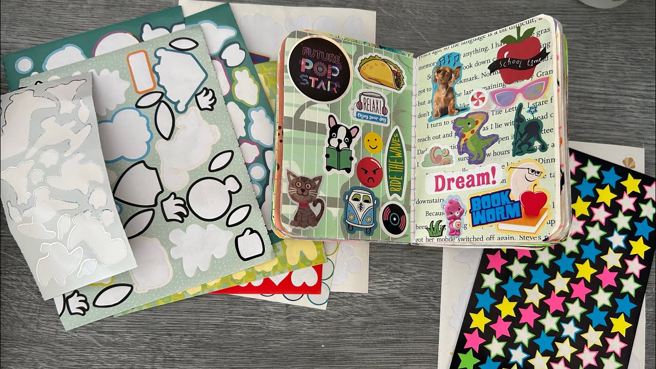 #двадцатиминутныйвторник работаю в своем мини-блокноте со стикерами!!