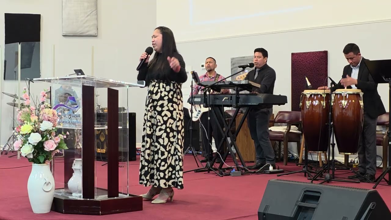 Grupo de alabanza  Iglesia fuente de agua viva  1256 louisville hwy millersville tn 37072