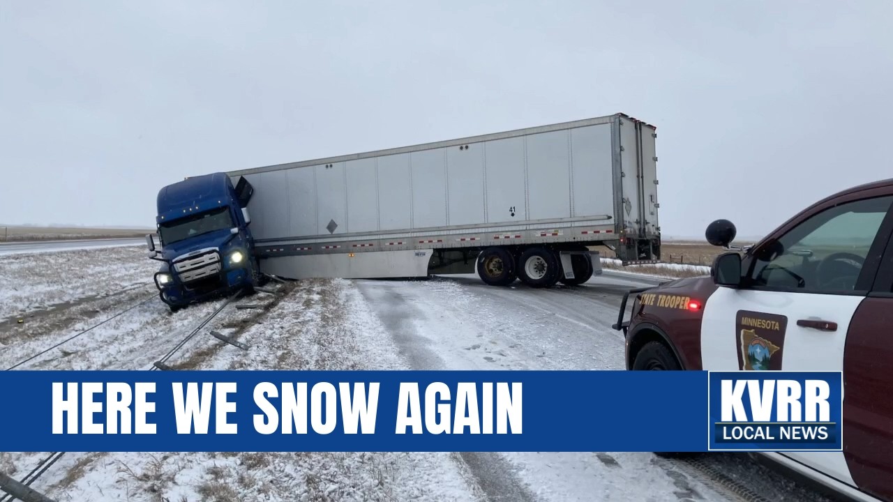 Crews work to clear snow as blizzard hits Fargo-Moorhead