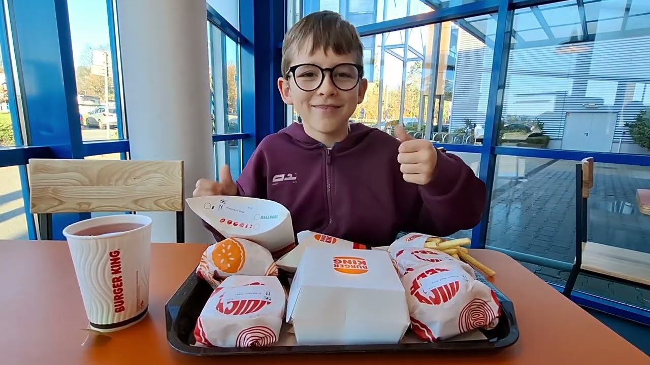 Sprawdzamy ofertę śniadaniową w Burger King w Szczecinie. Czy warto wpaść na śniadanko? Oceniany 