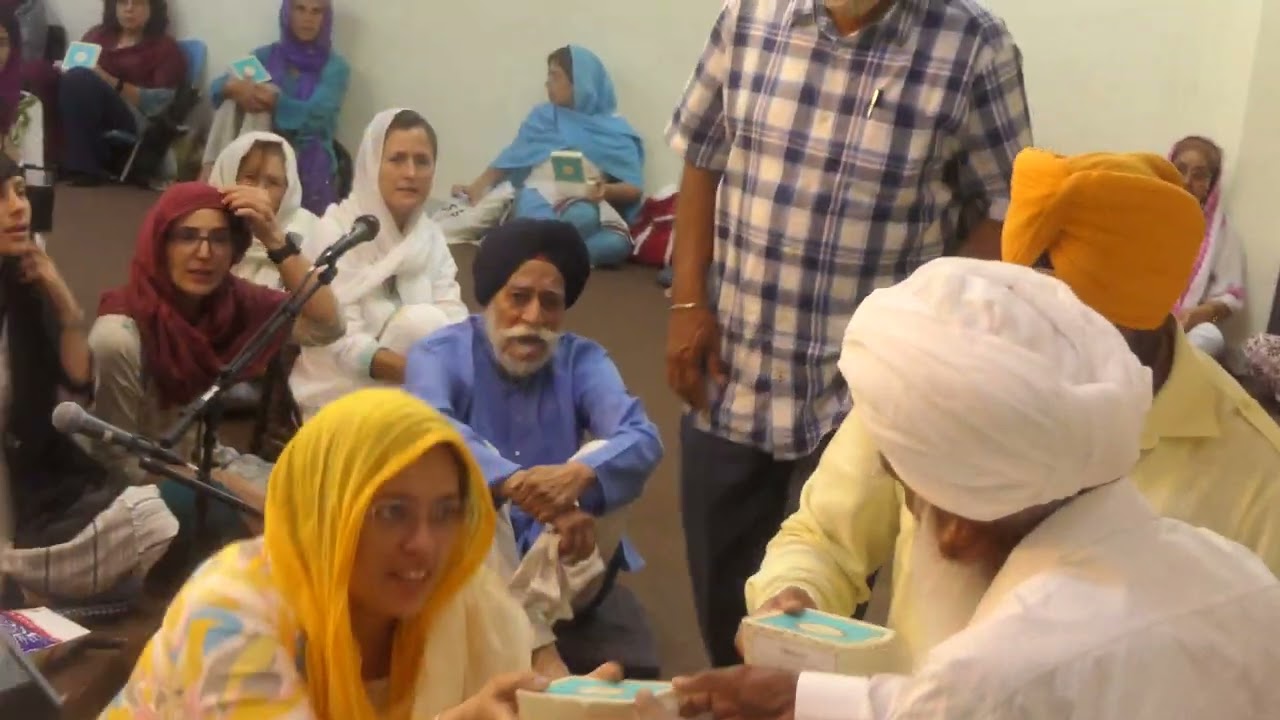 11 09 2023  Distribution Of Parshad in  Ajaib Ashram Delhi