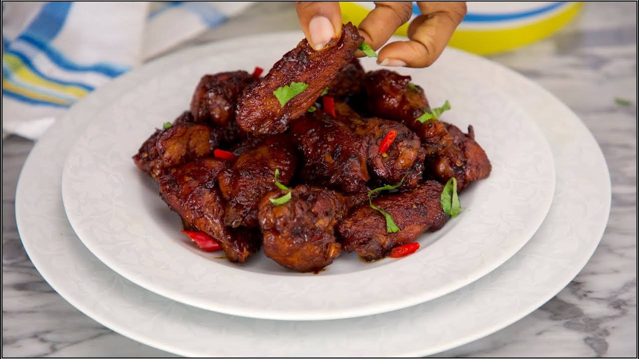 HOW TO MAKE STICKY, SWEET & SPICY CHICKEN WINGS - FINGER LICKING GOOD! - ZEELICIOUS FOODS