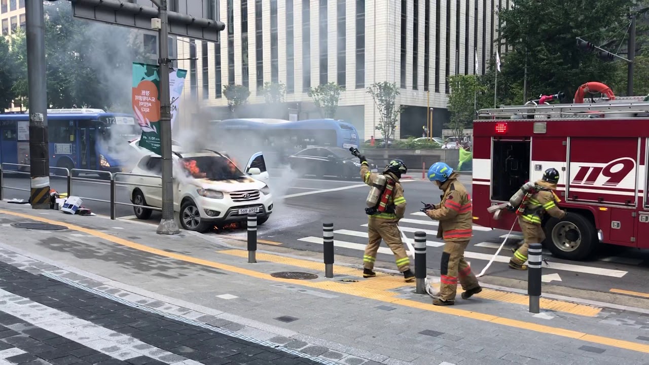 서울 시청역 부근 차량 화재