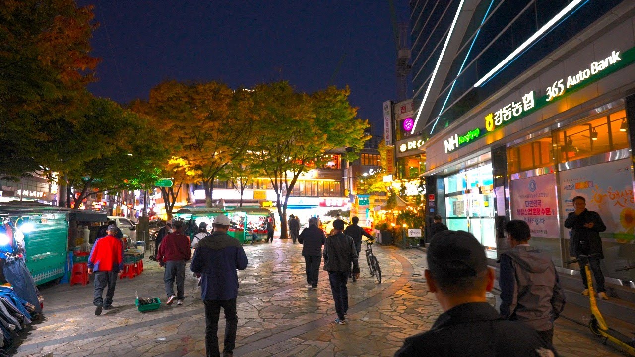 Night tour from Gucheonmyeonro, Gangdong, Cheonho Station to Myeongil Station | Seoul Korea 4K HDR