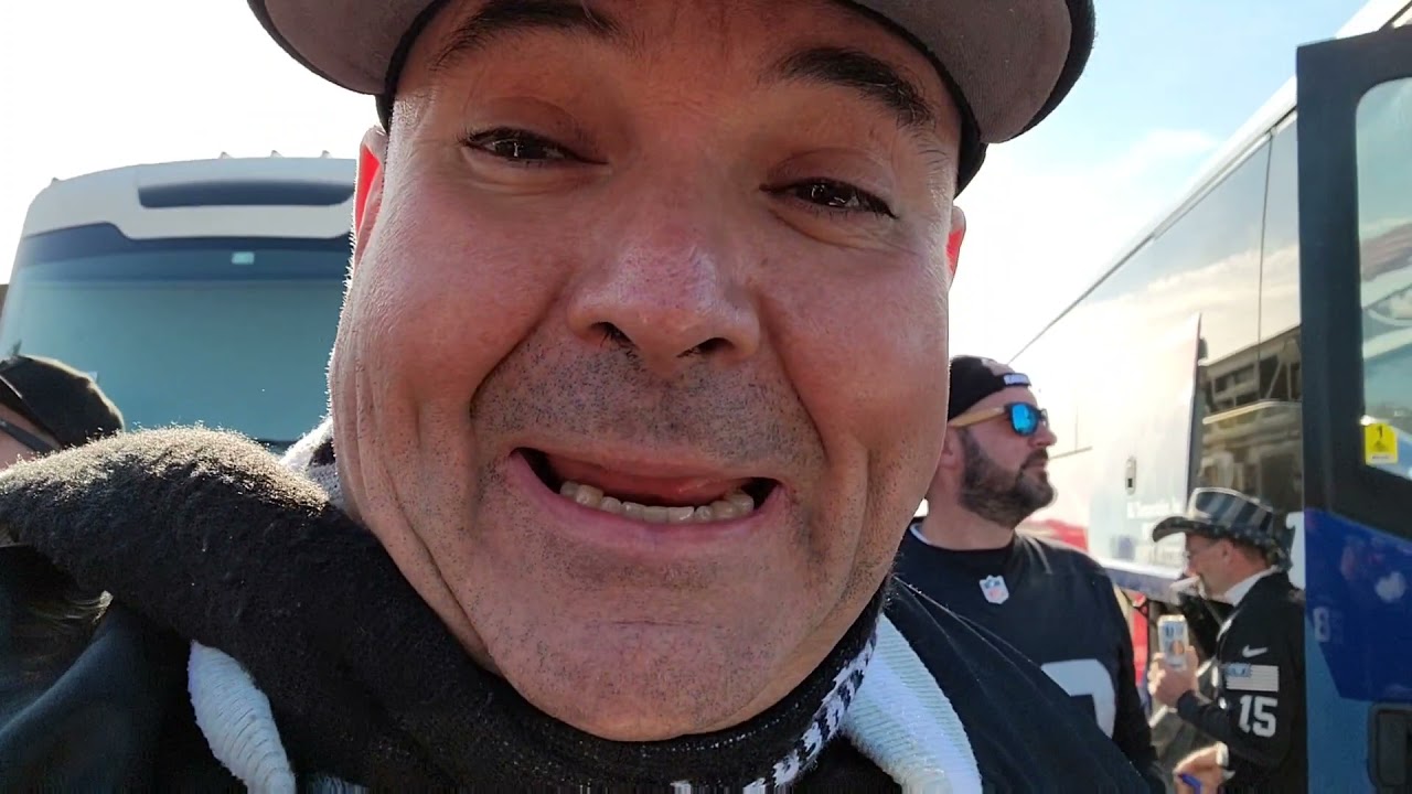 Raiders vs Giants- Tailgate walk at MetLife Stadium
