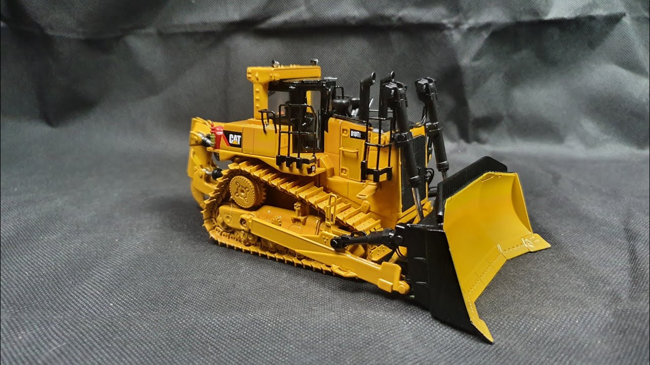 Diecast Masters 1:50 Cat D10T2 dozer review