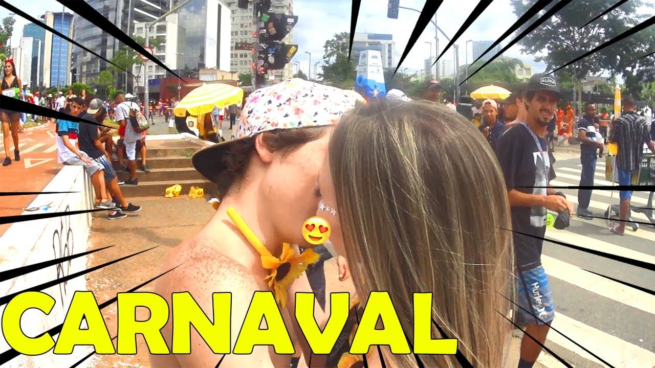 BEIJANDO DESCONHECIDOS NO CARNAVAL 2 *Zabetta Macarini*