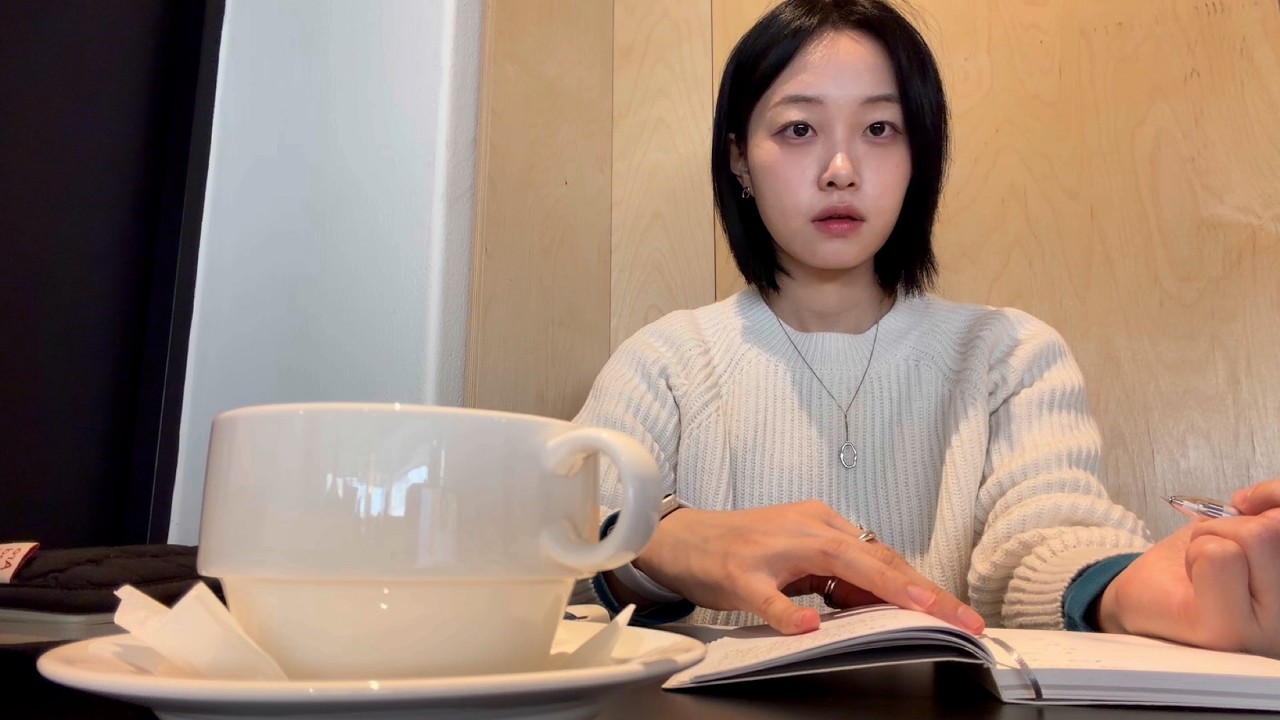 작업하는 영상