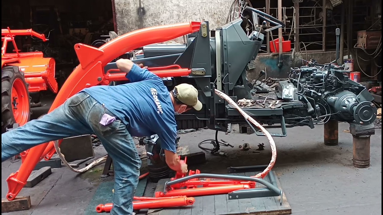KUBOTA GL29 WITH LOADER