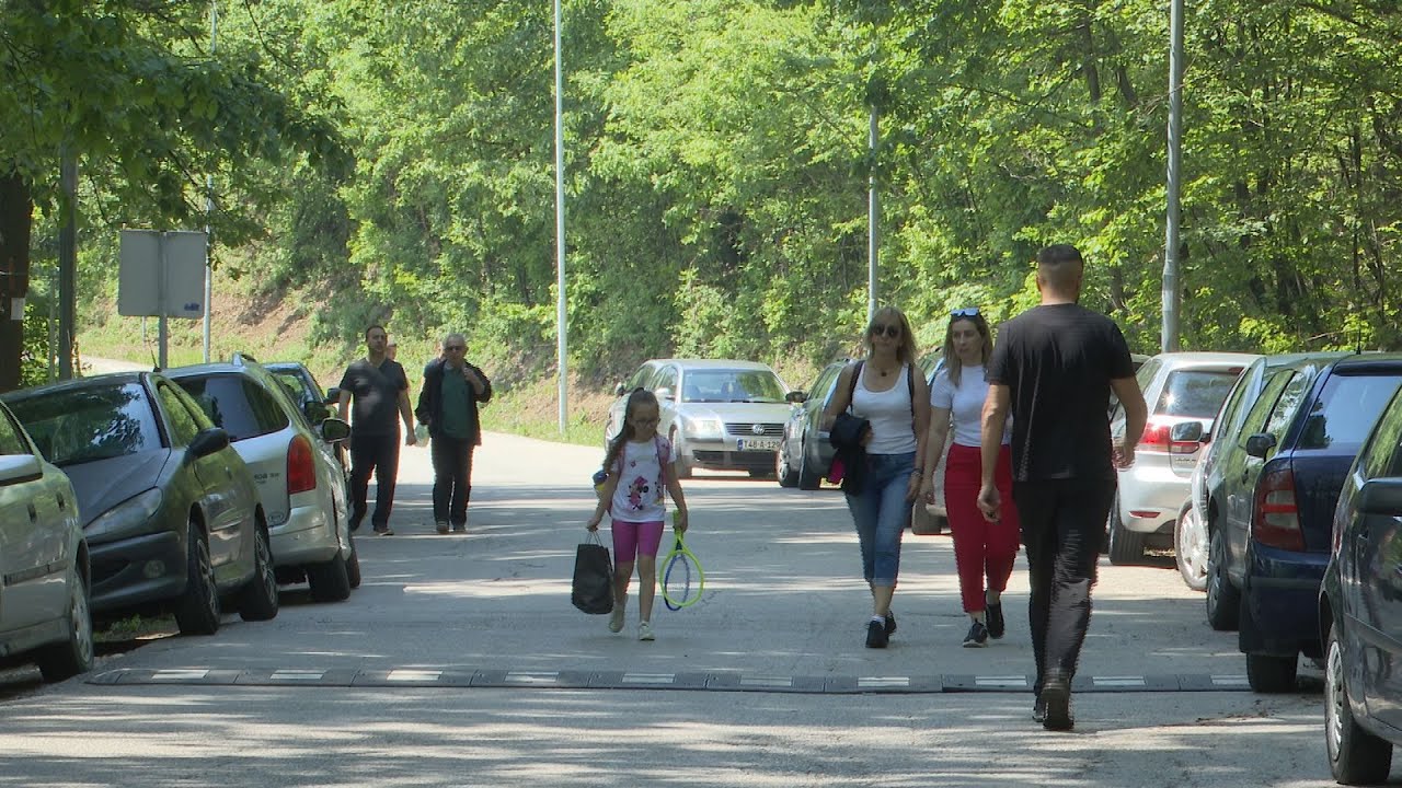 Brojni građani proslavili Prvi maj na Ilinčici uz roštilj, piće i pjesmu