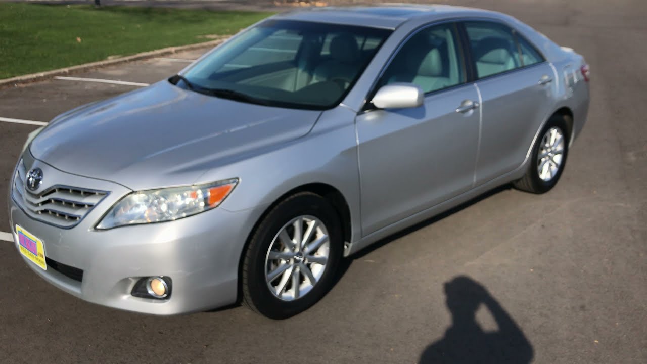 2011 Toyota Camry XLE V6 One Owner