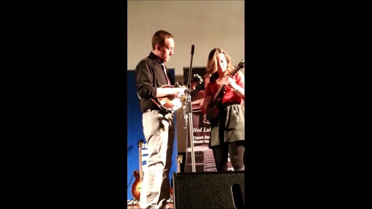 Sierra Hull & Justin Moses playing Capek mandolins