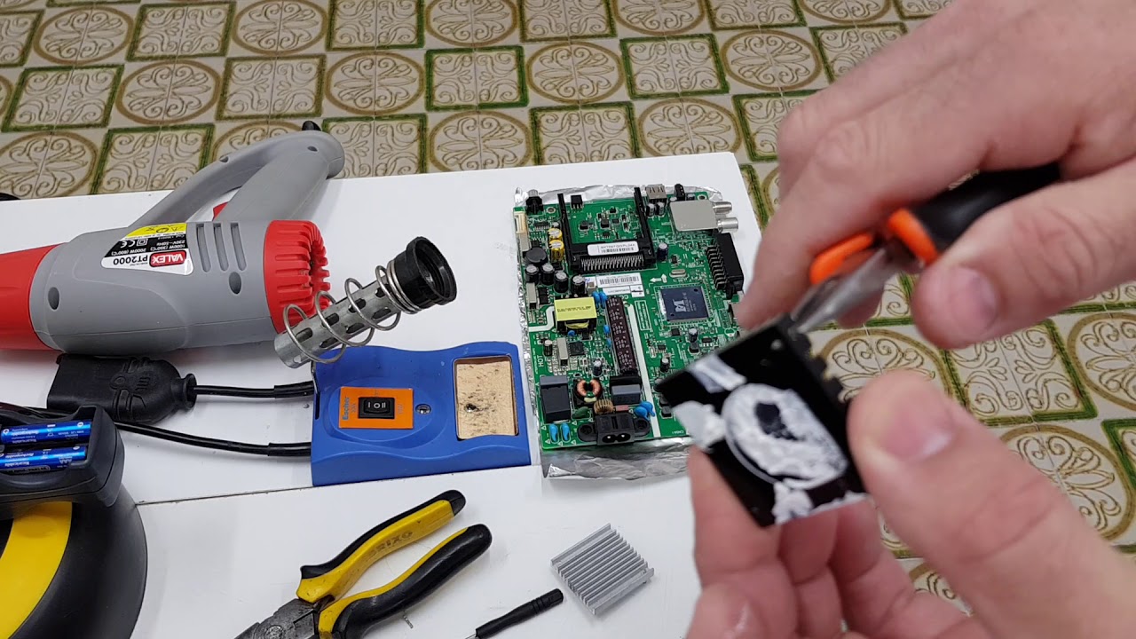 Tutorial riparazione 3/5 Parti: TV Inno Hit surriscaldamento Chip Scheda