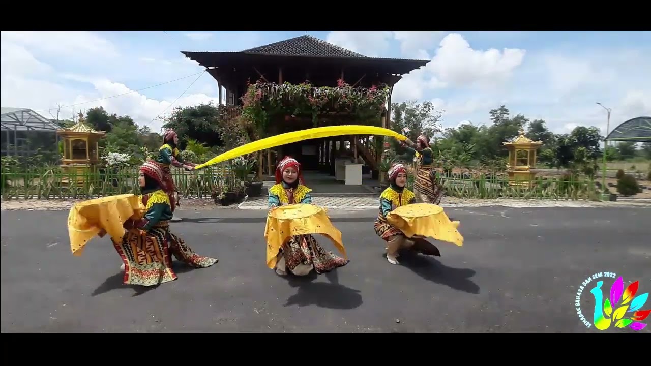TARI KREASI - MAN 1 Lampung Tengah - Tari Manjau || Semarak Bahasa dan Seni HMJPBS Unila 2022