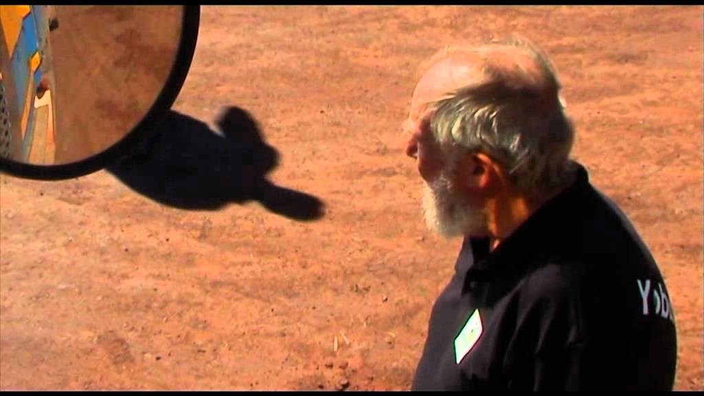 Bill Hunter - Road Train Scene
