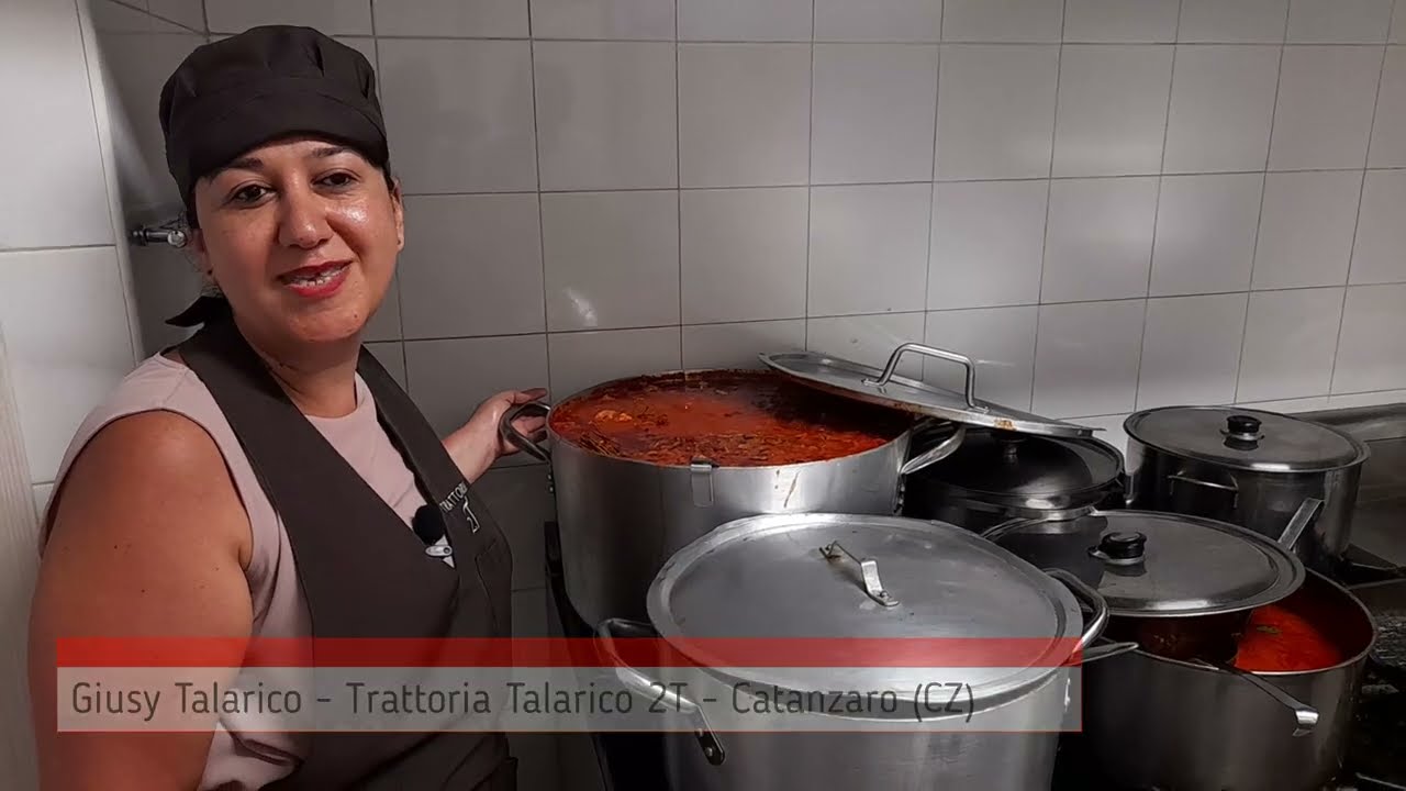 VIVI CALABRIA - MORZEDDHU CU A PITTA - PIATTO TIPICO DI CATANZARO