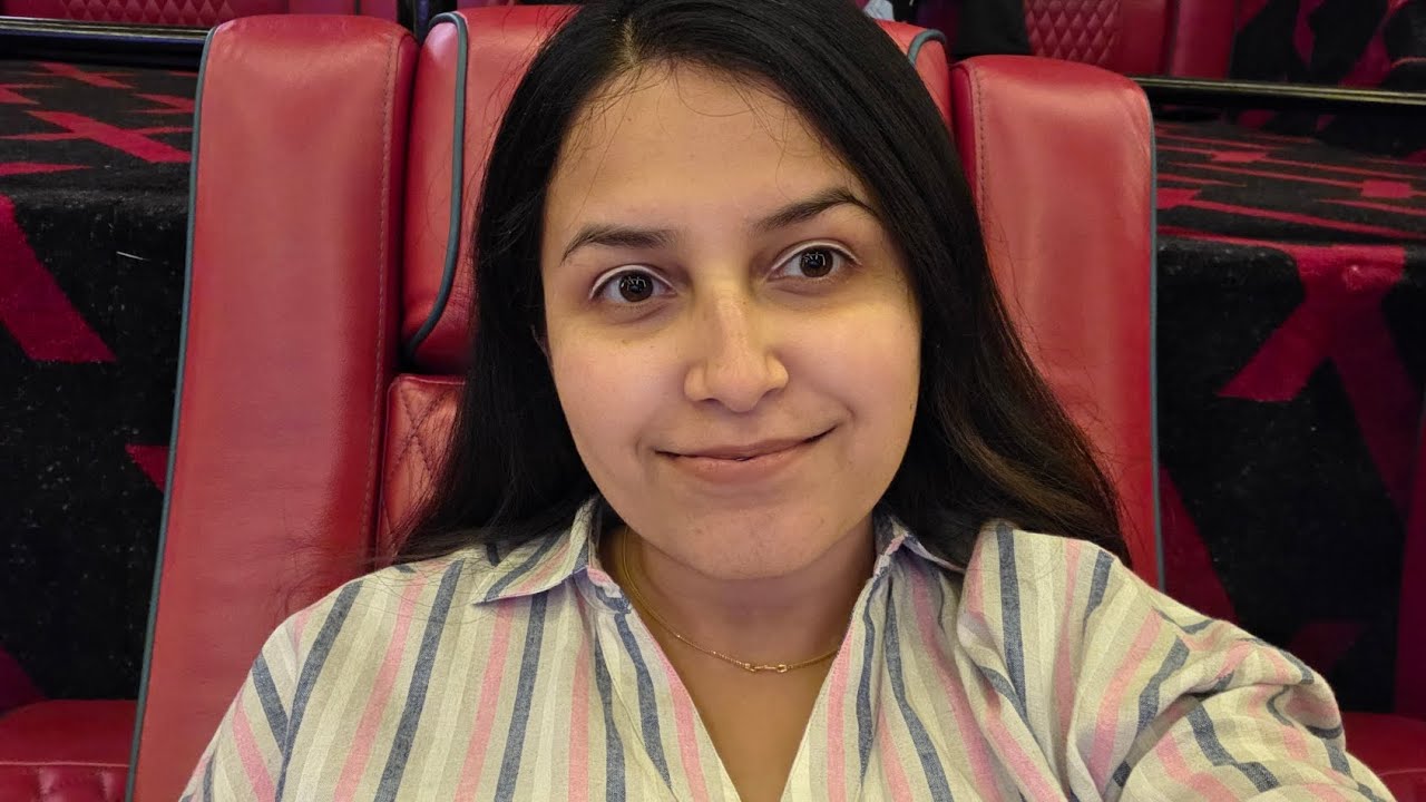 A Beautiful Day Out With Mom 💕 | Movies, Lunch & Memories