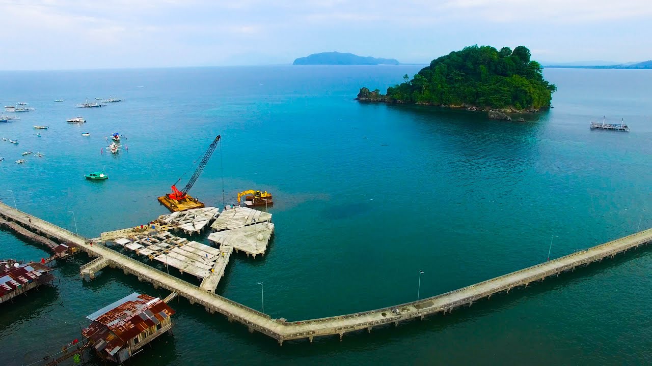 PSOSES PEMBANGUNAN IKON WISATA KAMPUNG NELAYAN HAMADI KOTA JAYAPURA PAPUA